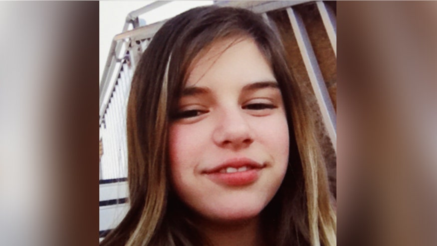 Kali Hardig_AP_Sept 9 2013.jpg